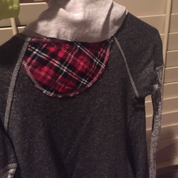 Sweater - Picture 3 of 3