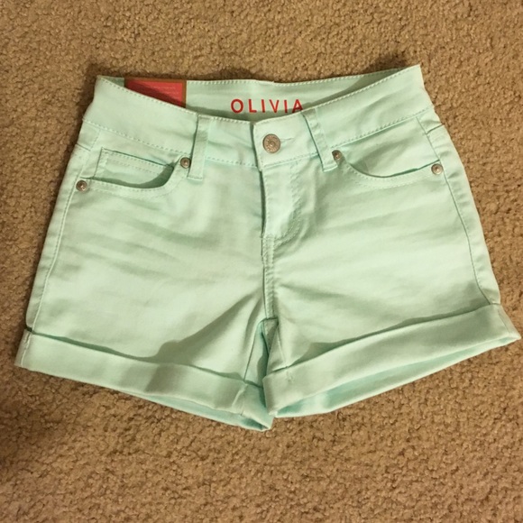 Delia's Olivia shorts