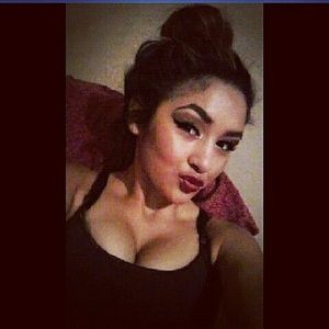 Meet your Posher, Monique