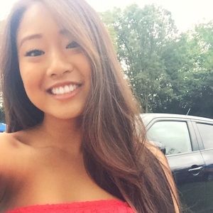 Meet your Posher, Madeline