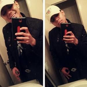 Meet your Posher, Victor