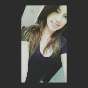 Meet your Posher, Alyssa