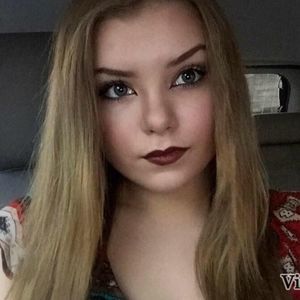 Meet your Posher, Lauryn