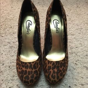 🚫SOLD🚫Cheetah Pumps