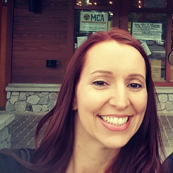 Meet your Posher, Heather - Picture 1 of 1
