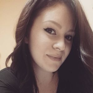 Meet your Posher, Alejandra