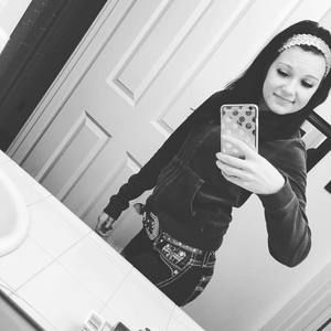 Meet your Posher, Brittany