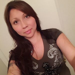 Meet your Posher, Elicia