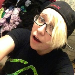 Meet your Posher, Renita