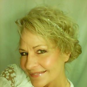 Meet your Posher, Paula