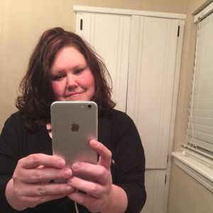 Meet your Posher, Marisa