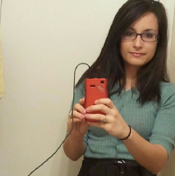 Meet your Posher, Leah