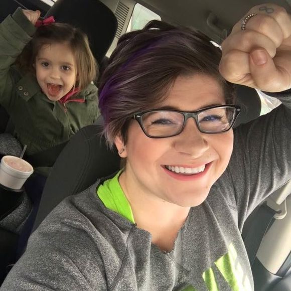 Meet your Posher, Elizabeth