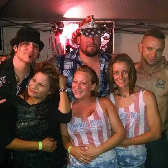 Meet your Posher, Katie - Picture 1 of 1