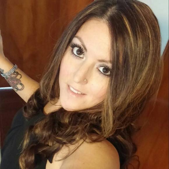 Meet your Posher, Nicole