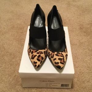 💞💗NIB CK Black/Leopard "Nessah" Pumps💗💞