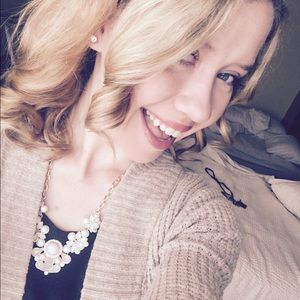 Meet your Posher, Carly