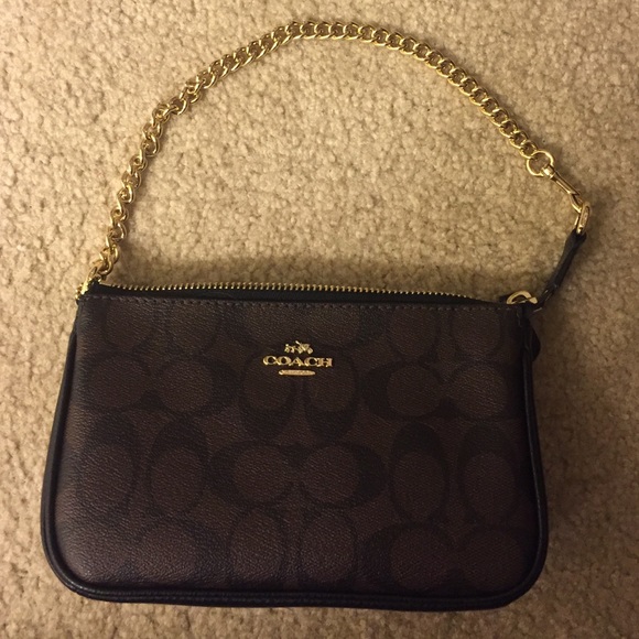 Coach wristlet - Picture 1 of 3