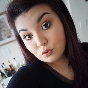 Meet your Posher, Alison