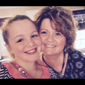 Meet your Posher, Lynette