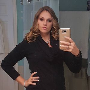 Meet your Posher, Gina