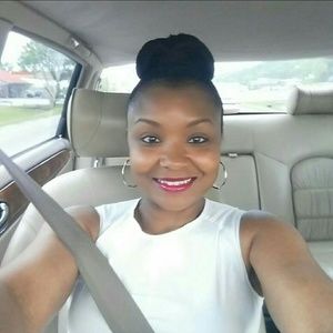 Meet your Posher, Tomiko