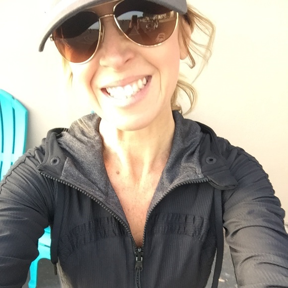 Meet your Posher, Rochelle - Picture 4 of 4