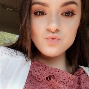 Meet your Posher, Lexie