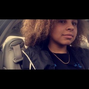 Meet your Posher, Cora