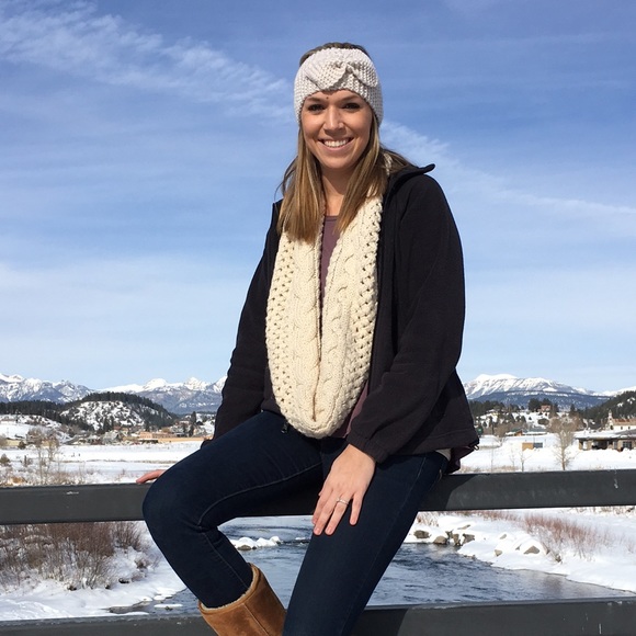 Meet your Posher, Shaina