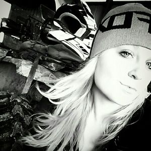 Meet your Posher, Mallorie