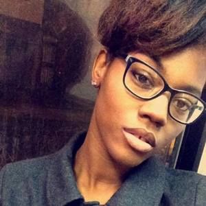 Meet your Posher, Tia