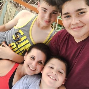 Meet your Posher, Julie