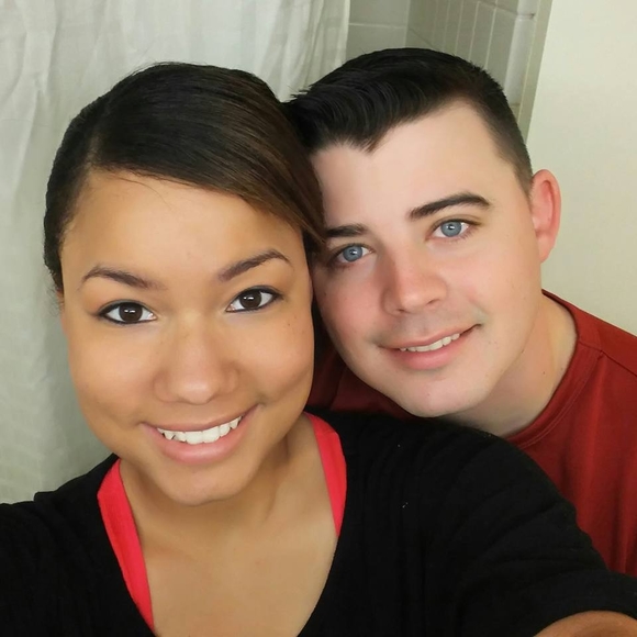 Meet your Posher, Krystal - Picture 1 of 1