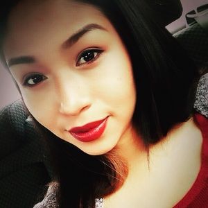 Meet your Posher, Candy