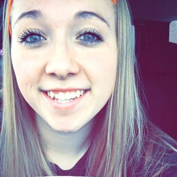 Meet your Posher, Kelsi - Picture 1 of 1