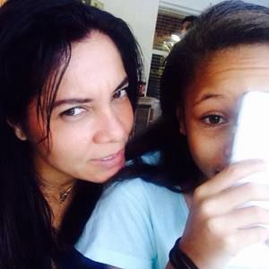 Meet your Posher, Sahily