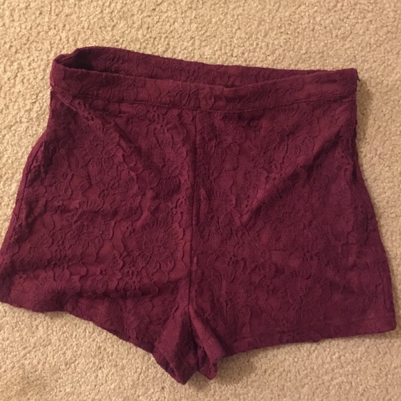 Burgundy high waisted lace shorts - Picture 1 of 3