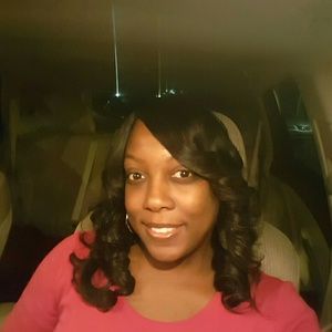 Meet your Posher, Stacie