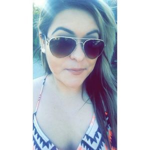 Meet your Posher, Arlene