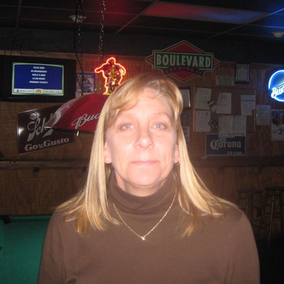 Meet your Posher, Roxanne - Picture 1 of 1