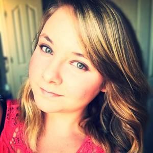 Meet your Posher, Daniella