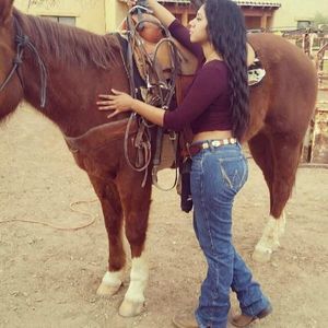 Meet your Posher, Sienna