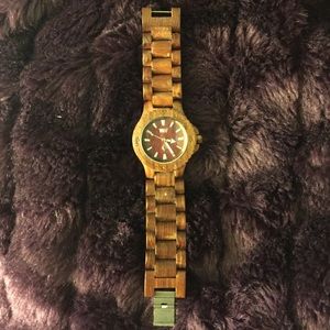 WeWood wooden watch. Pre-owned. Needs some love ❤️