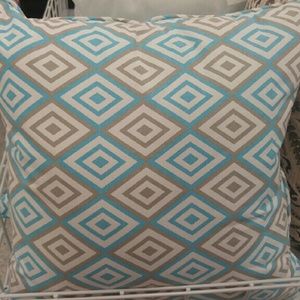 Meet your Posher, Faith