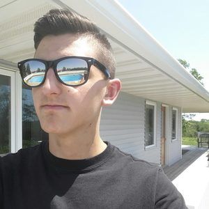 Meet your Posher, Nick