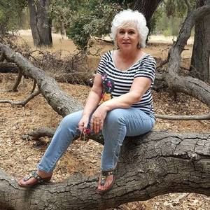 Meet your Posher, Lourdes