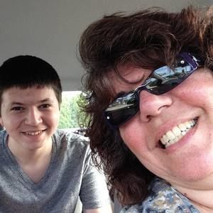 Meet your Posher, Claire