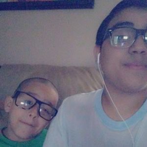 Meet your Posher, Derrick