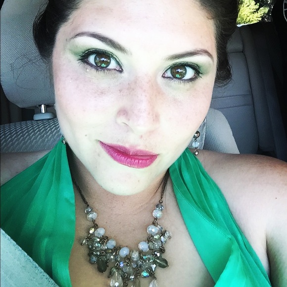 Meet your Posher, Isabel - Picture 2 of 2